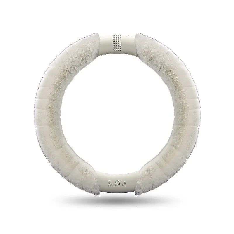 כיסוי הגה חורפי פרוותי בצבע לבן | Fluffy winter steering wheel cover for car – white