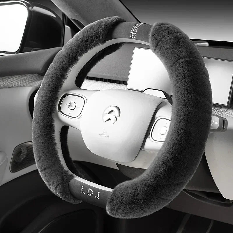 SoftWheel – כיסוי הגה חורפי רך ומחמם